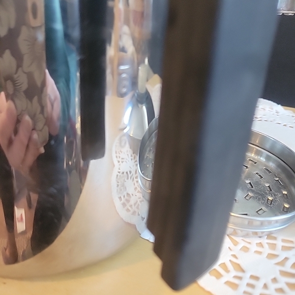 Farberware Stainless Stove Top Coffee Pot L7680 Percolator Coffee Maker 4-8 Cup - Picture 9 of 9